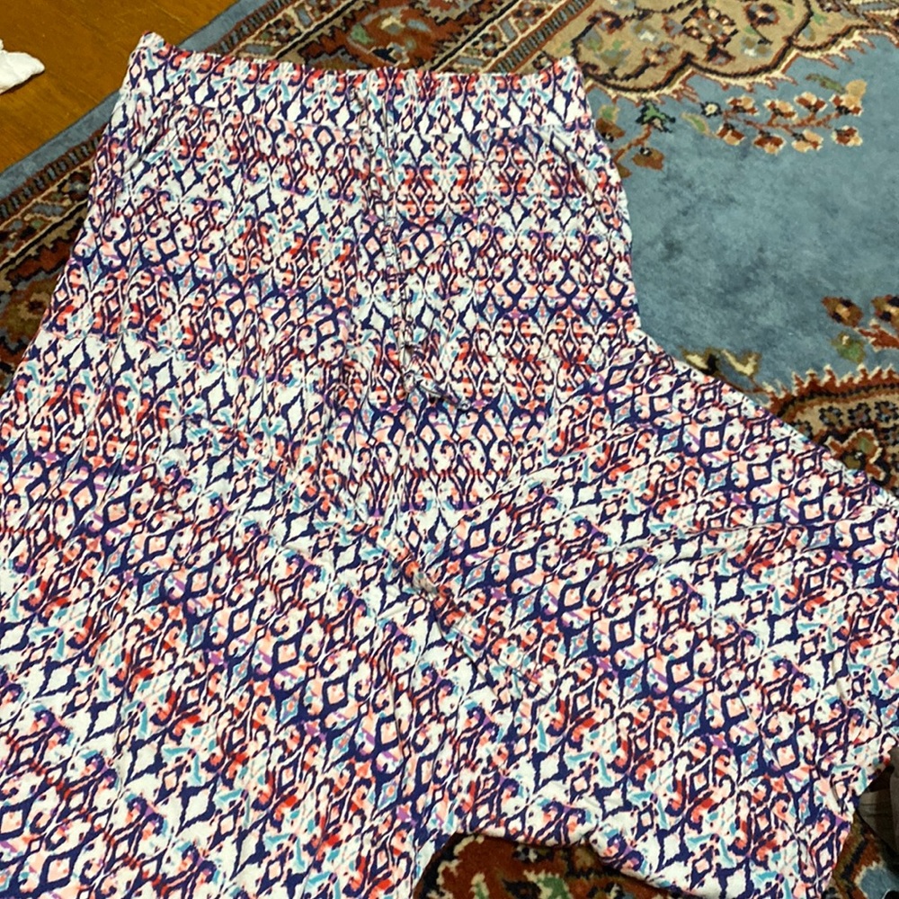 Wide leg pants